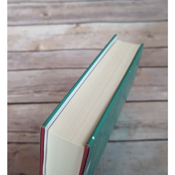 Christmas Shopaholic: A Novel by Sophie Kinsella - Hardcover Book - Picture 5 of 6